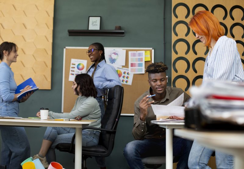 people-working-together-office-medium-shot